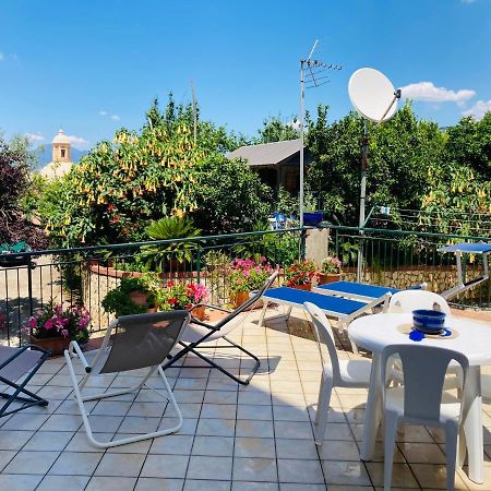 La Terrazza Apartment วีโกเอเกวนเซ ภายนอก รูปภาพ