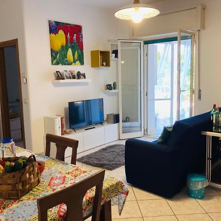 La Terrazza Apartment วีโกเอเกวนเซ ภายนอก รูปภาพ