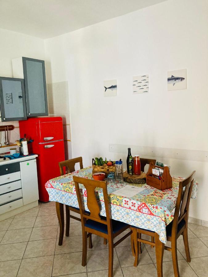 La Terrazza Apartment วีโกเอเกวนเซ ภายนอก รูปภาพ